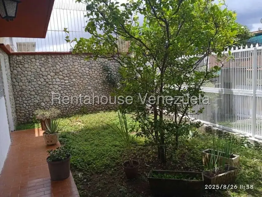 Casa (Duplex) en Venta en Alta Florida, Distrito Metropolitano - 26
