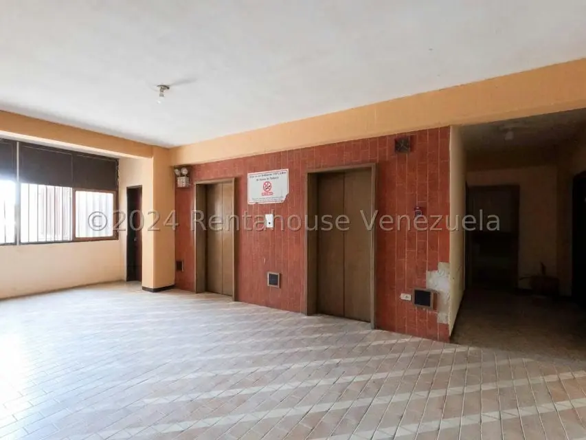 Comercial (Oficina) en Venta en Centro, Lara - 22