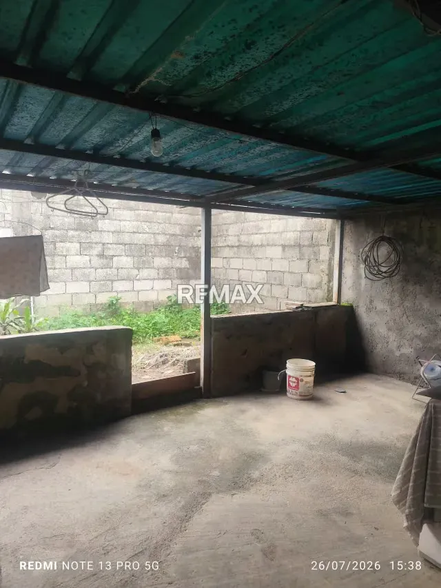 En Venta Casa Urb. Desarrollo Camburito - 4