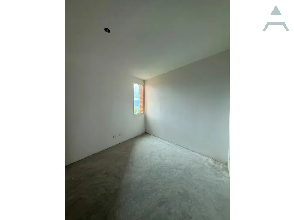 Se vende Apto 111m² 3h/2b/2p Lomas del Sol - 16