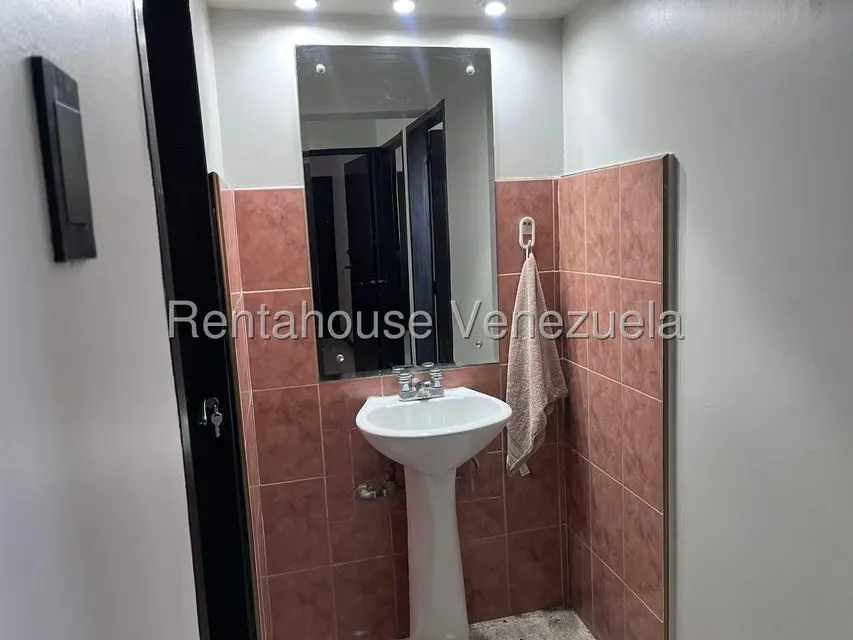 Apartamento (1 Nivel) en Alquiler en Del Este, Lara - 15