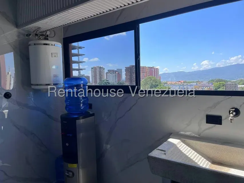 Apartamento (1 Nivel) en Alquiler en Del Este, Lara - 18