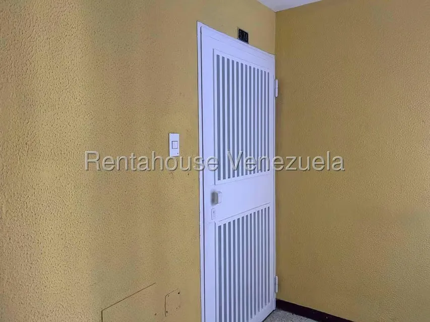 Apartamento (1 Nivel) en Alquiler en Del Este, Lara - 19
