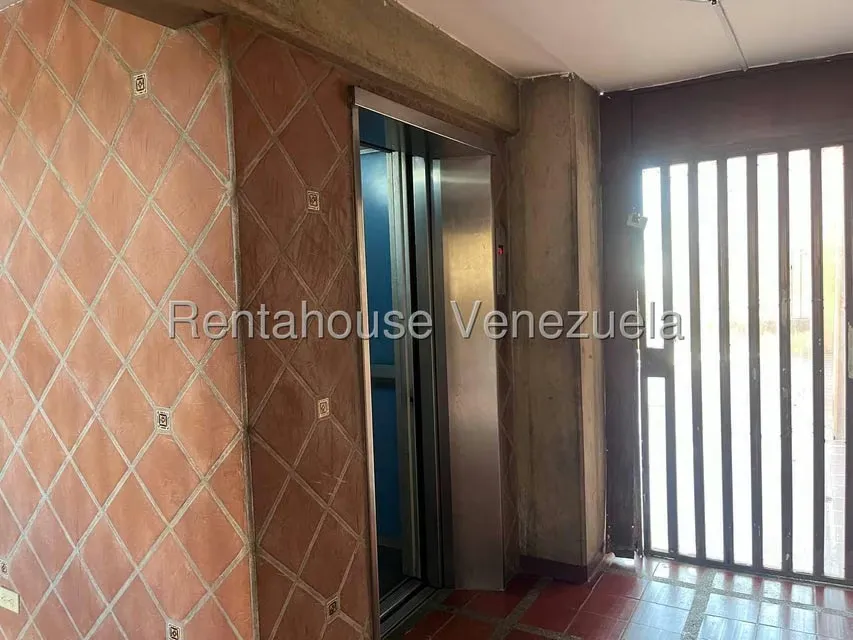 Apartamento (1 Nivel) en Alquiler en Del Este, Lara - 20