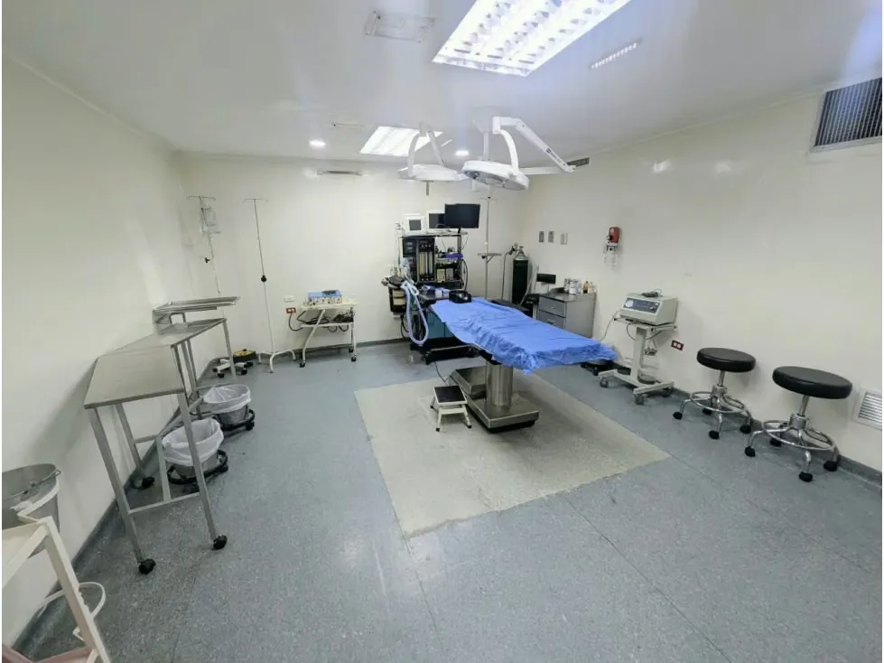 Se vende Casa Comercial/Clinica 1.200m² Chuao - 5