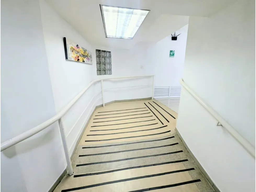 Se vende Casa Comercial/Clinica 1.200m² Chuao - 9