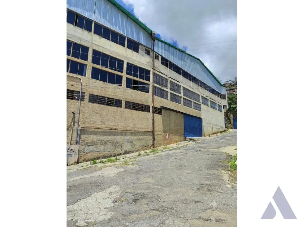 Vendo galpón 1900m2 El Junquito 4476