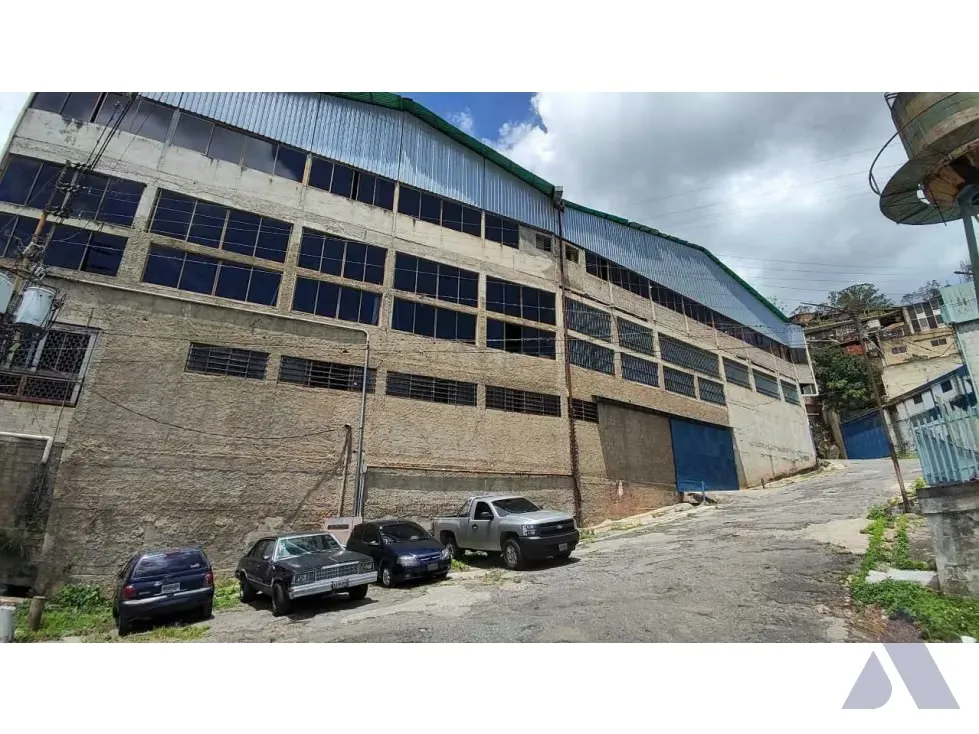 Vendo galpón 1900m2 El Junquito 4476 - 2