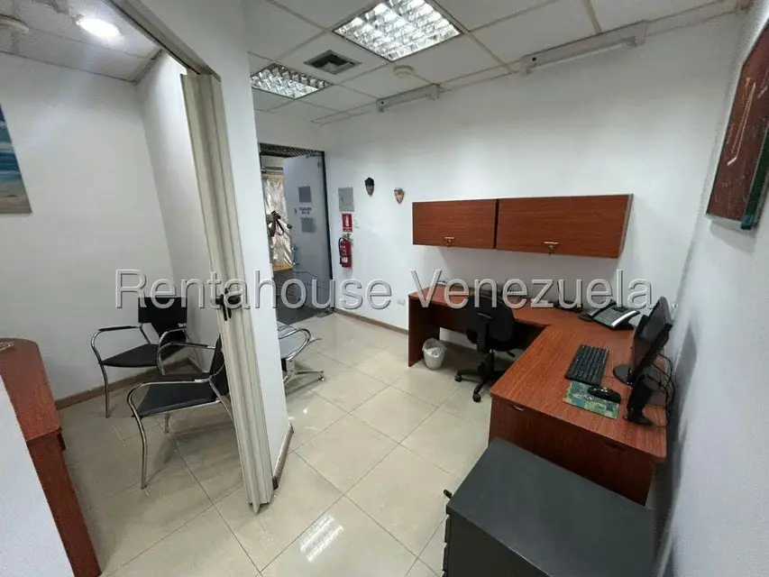 Oficina en Venta en El Marques, Distrito Metropolitano - 5