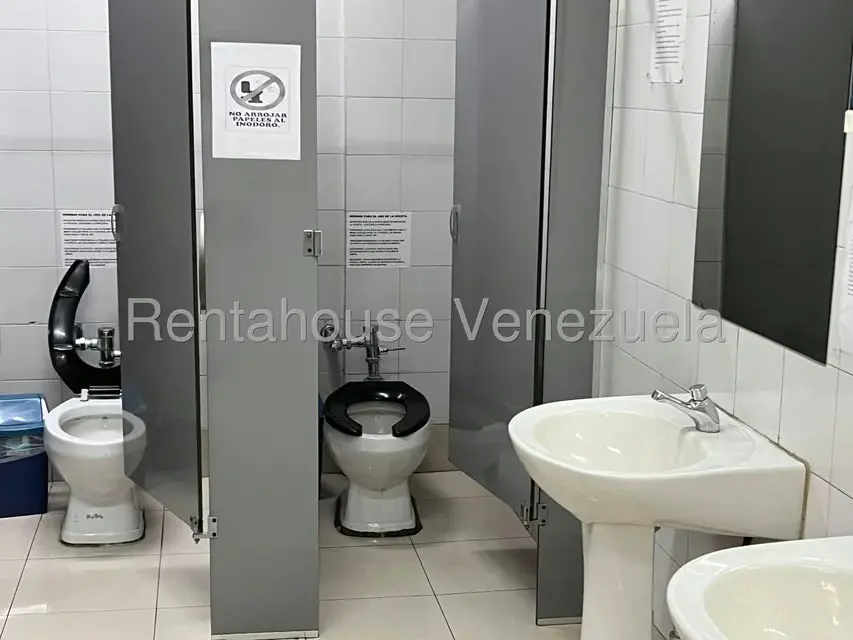 Oficina en Venta en El Marques, Distrito Metropolitano - 9