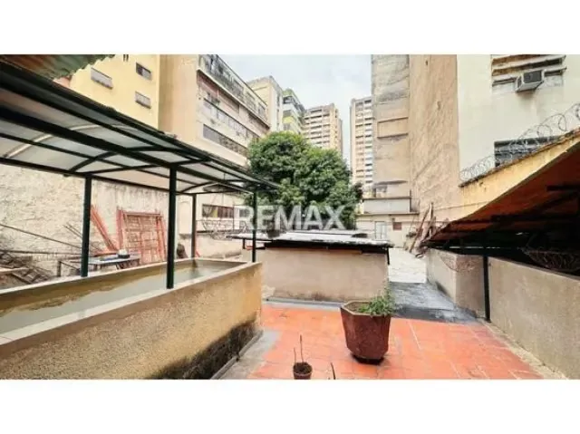 Propiedad Multifuncional en Venta con Conformidad de Uso | Centro de Caracas - Parroquia Santa Teresa (Inspeccionado) - 11