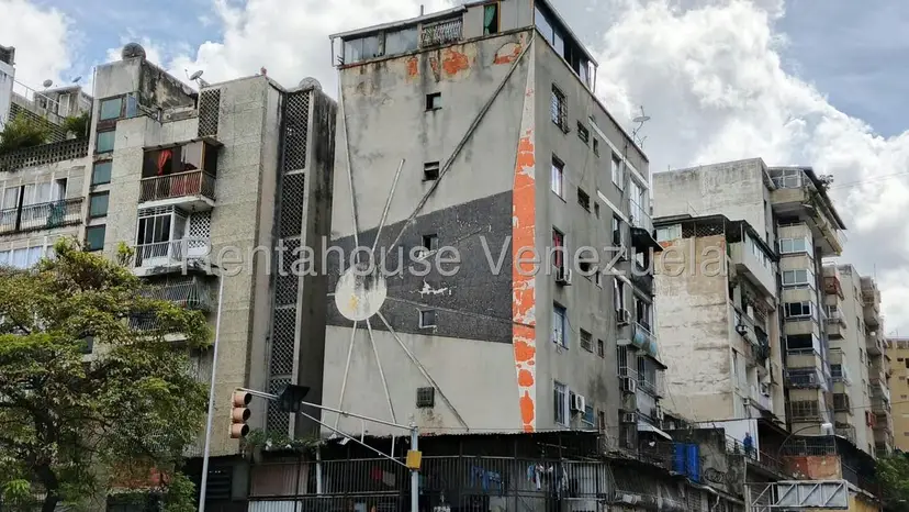 Apartamento (1 Nivel) en Venta en Parroquia Altagracia, Distrito Metropolitano