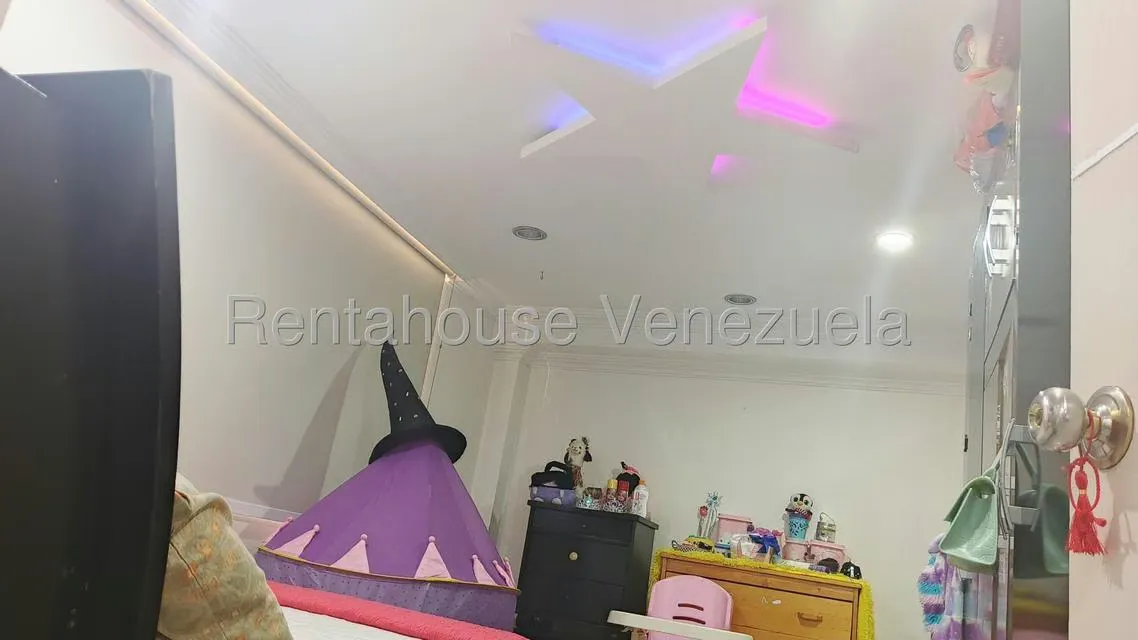 Apartamento (1 Nivel) en Venta en Parroquia Altagracia, Distrito Metropolitano - 16