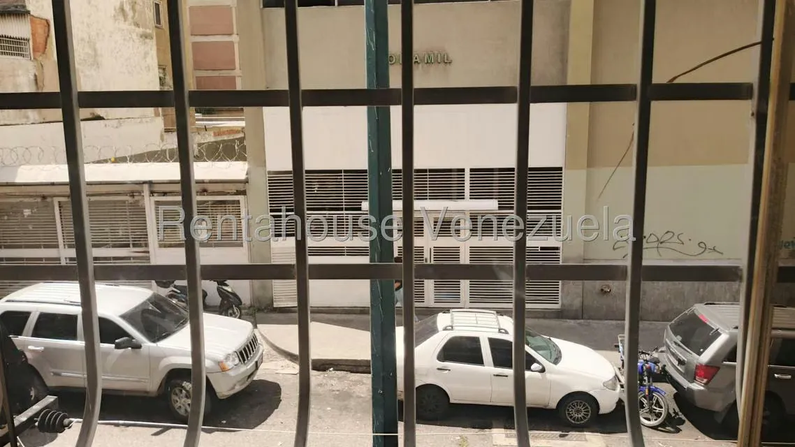 Apartamento (1 Nivel) en Venta en Parroquia Altagracia, Distrito Metropolitano - 19