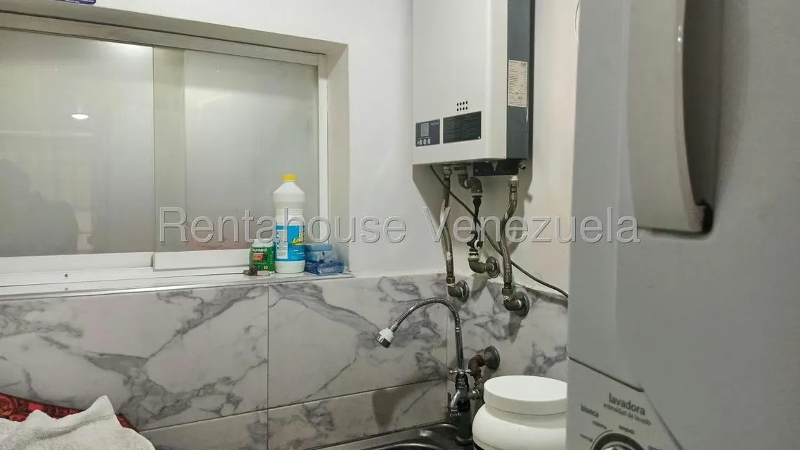 Apartamento (1 Nivel) en Venta en Parroquia Altagracia, Distrito Metropolitano - 26