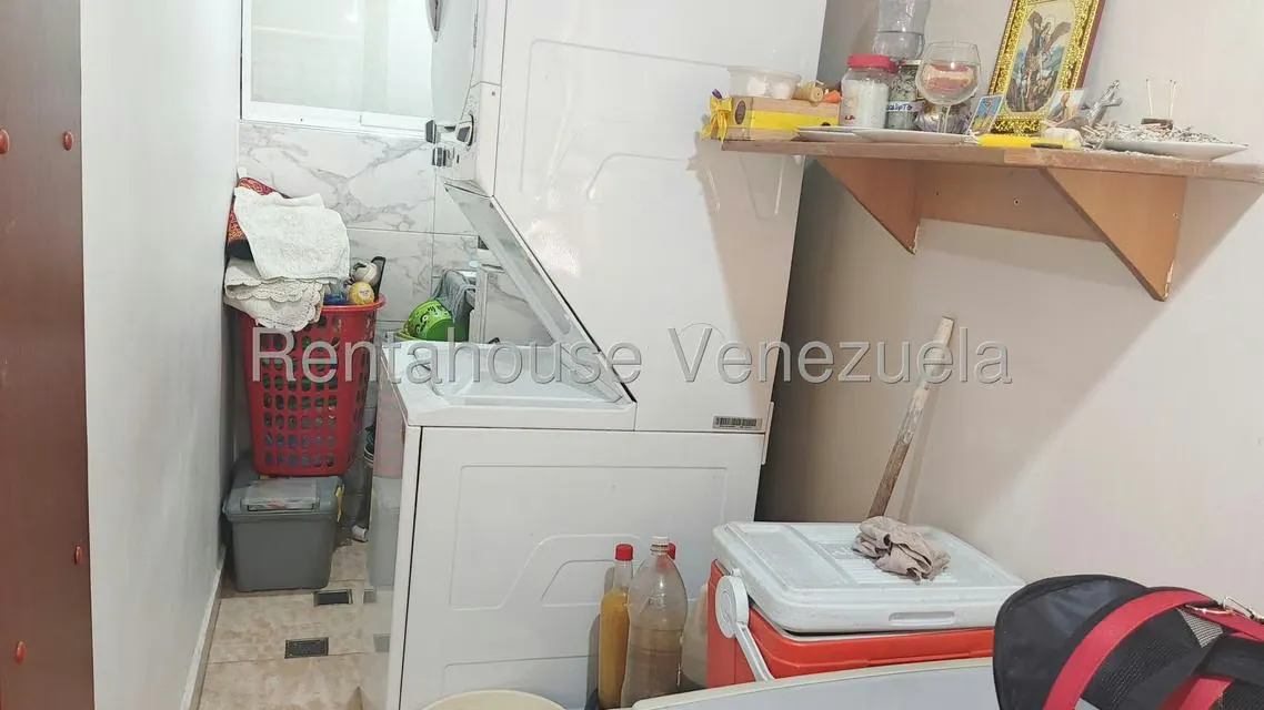 Apartamento (1 Nivel) en Venta en Parroquia Altagracia, Distrito Metropolitano - 28