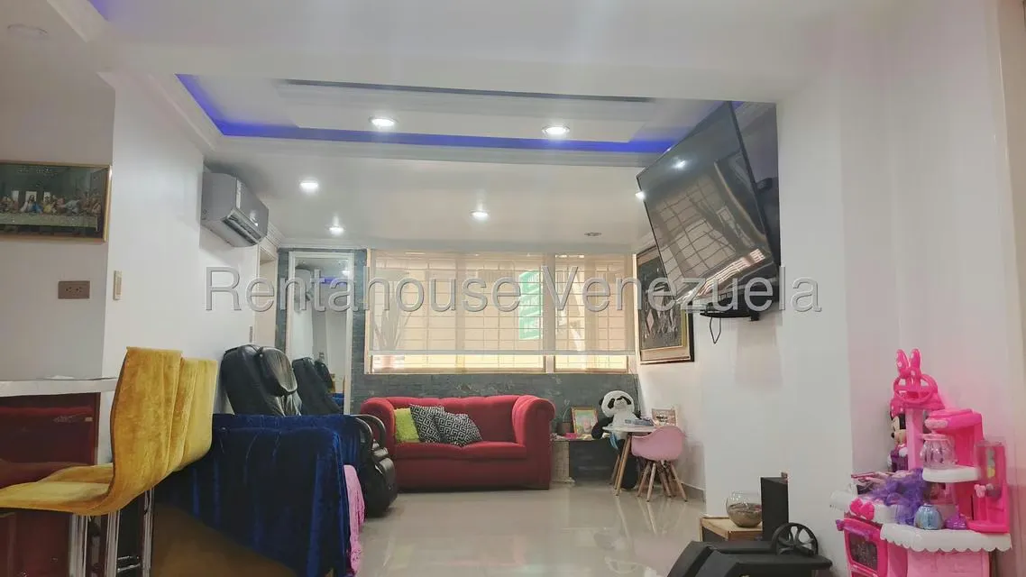 Apartamento (1 Nivel) en Venta en Parroquia Altagracia, Distrito Metropolitano - 8