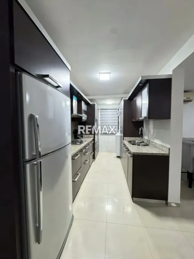 Apartamento en Alquiler Amoblado y equipado PLANTA 50%. Plaza Real MAÑONGO - 9