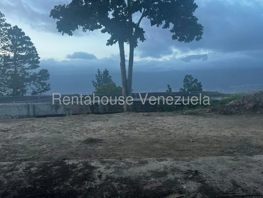 Terreno (Residencial) en Venta en Alto Hatillo, Distrito Metropolitano - 2