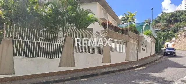 QUINTA 773 MTS EN VENTA
