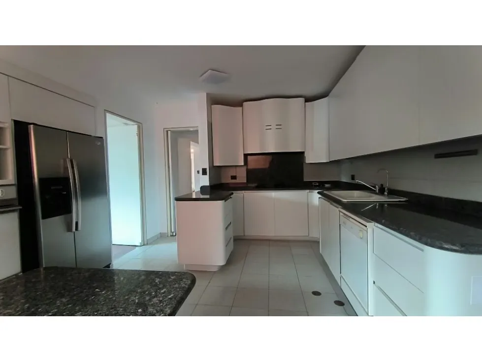 Se alquila apartamento 232m2 Sebucan 7925 - 5
