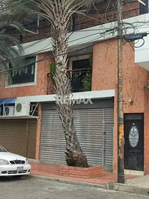 Local comercial SAN ANTONIO CALLE 4 ENTRE CARRERAS 6 Y 7