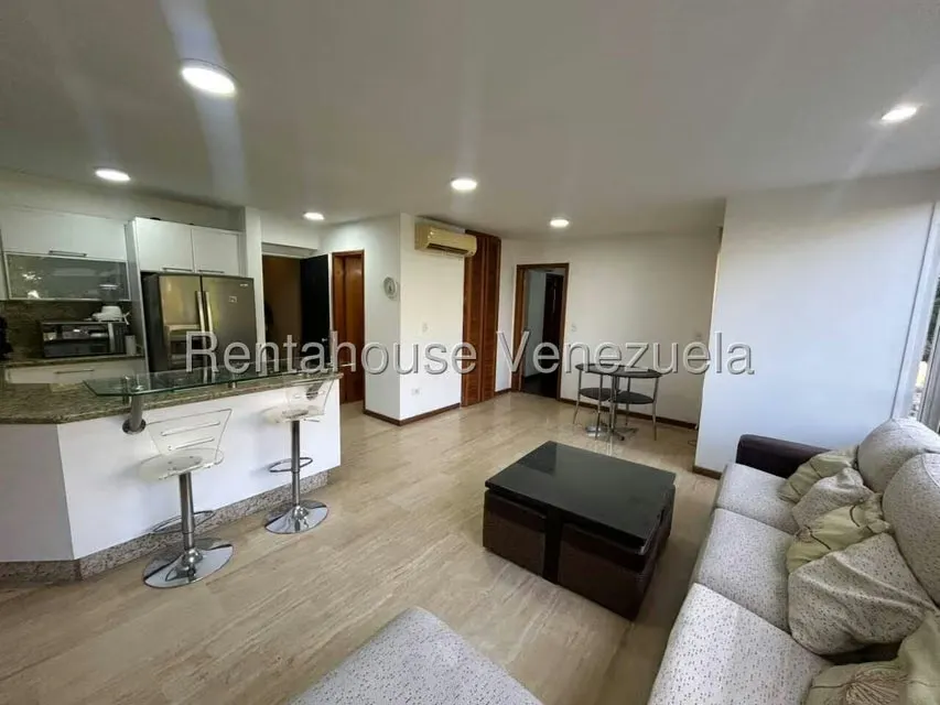 Apartamento (1 Nivel) en Alquiler en Altamira, Distrito Metropolitano - 3