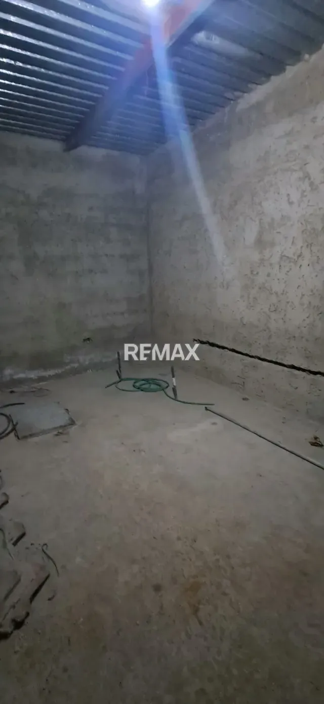 Se Vende casa en la Urbanizcion la Fundacion de Cagua en Obra Gris - 3