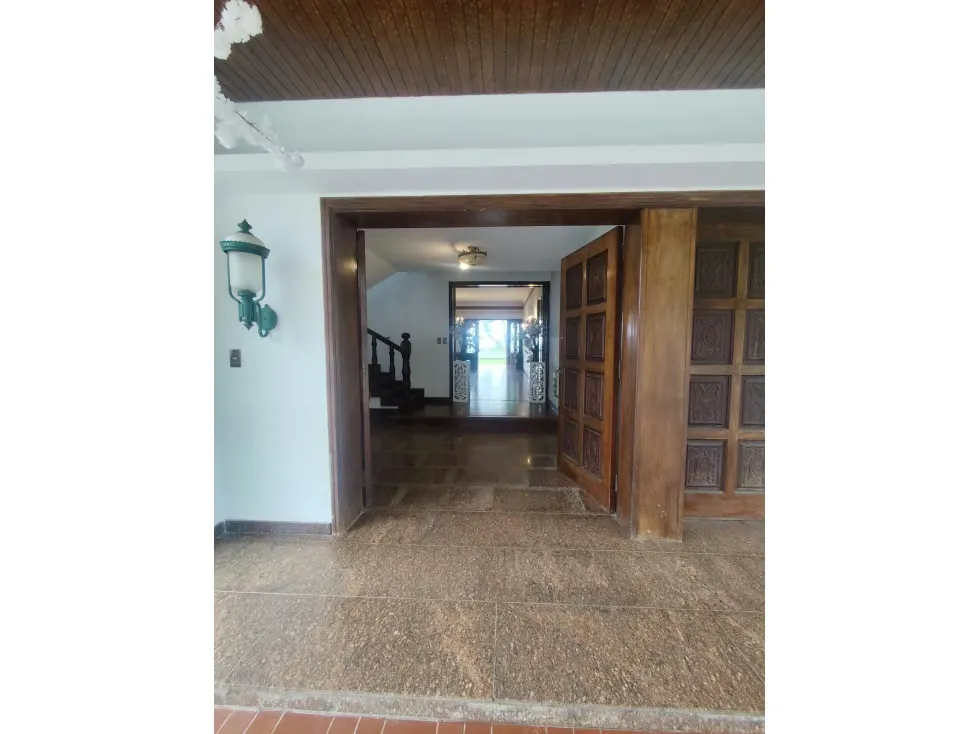 Se vende casa 1.200m2 La Lagunita 0373 - 5