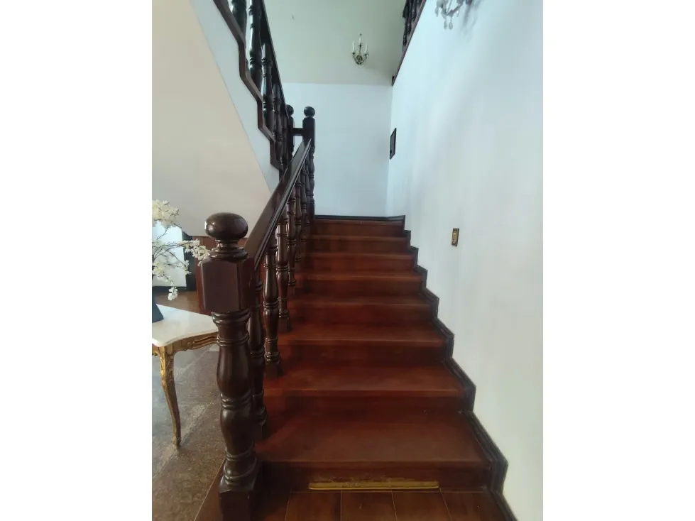 Se vende casa 1.200m2 La Lagunita 0373 - 7