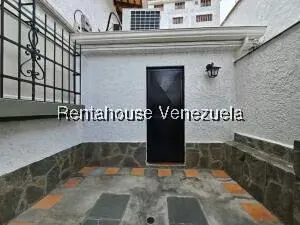 Casa (Multipes Niveles) en Venta en Cumbres de Curumo, Distrito Metropolitano - 46