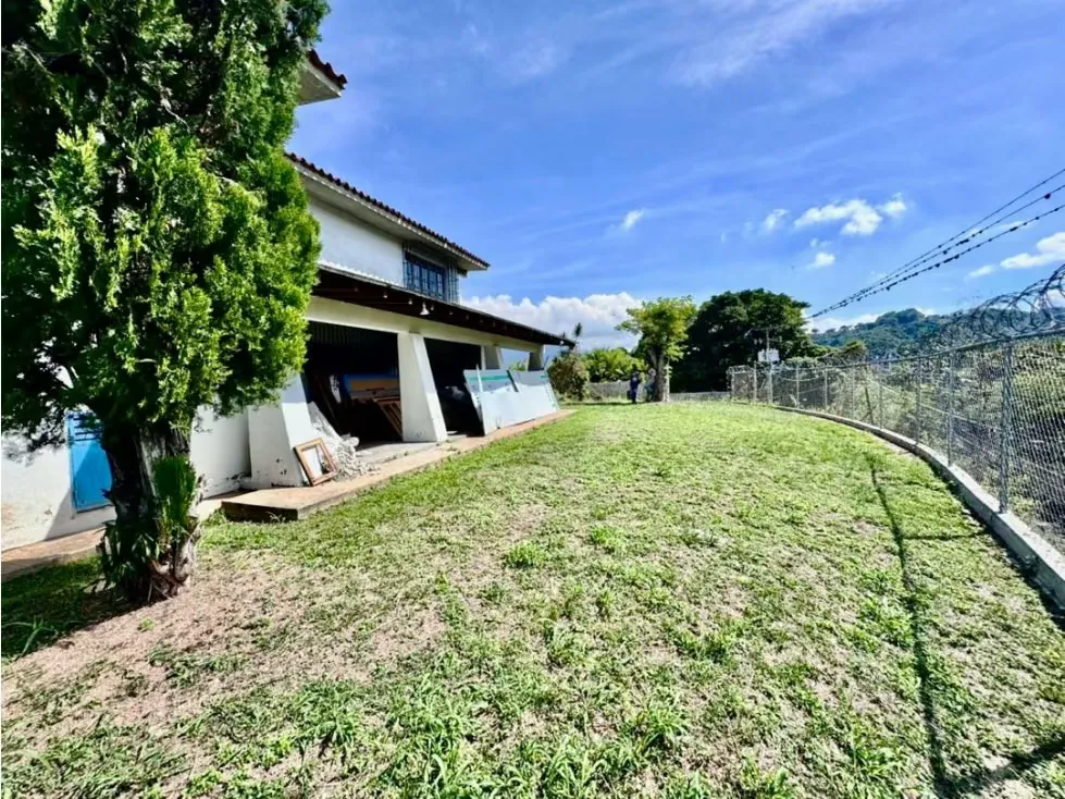 Se vende casa 1.000m2 terreno Valle Arriba - 14