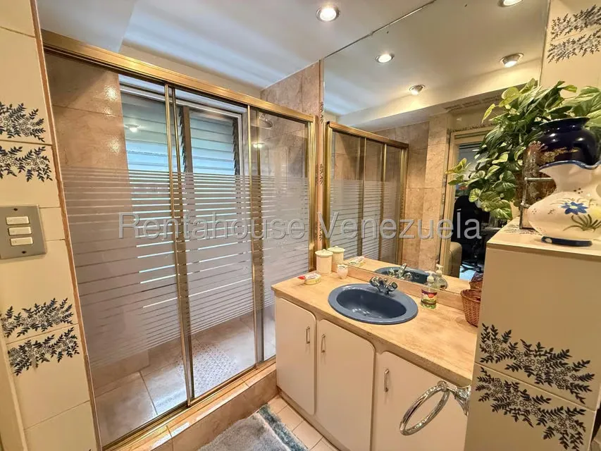 Apartamento (1 Nivel) en Venta en Altamira, Distrito Metropolitano - 26