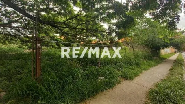 Terreno en Venta - Urb. Don Juan - 3