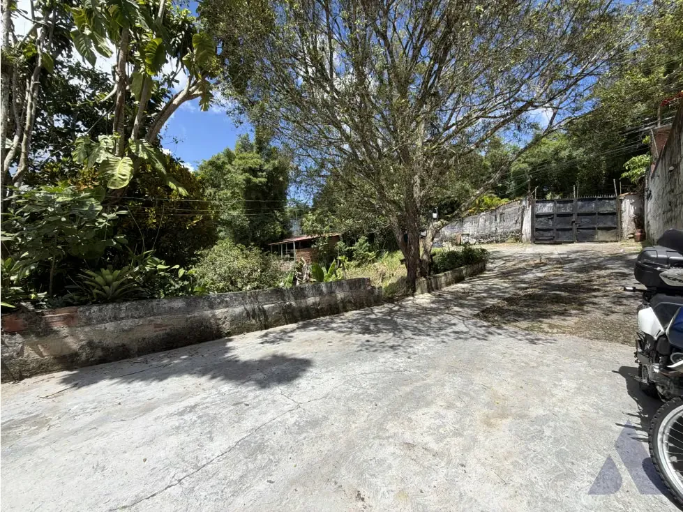 Alquilo anexo 20m2 Los Guayabitos 5620
