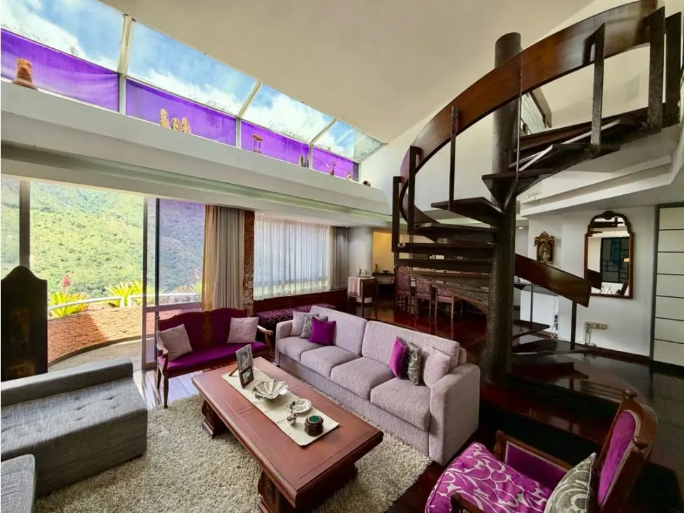 Se vende apto 305m2 3h+s+ch/6b/3p Urbanización Miranda - 2