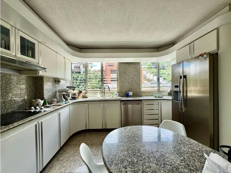 Se vende apto 305m2 3h+s+ch/6b/3p Urbanización Miranda - 11