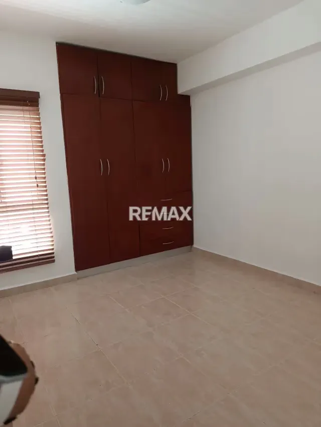 Apartamento en venta, piso bajo, edificio con planta 100% - 9