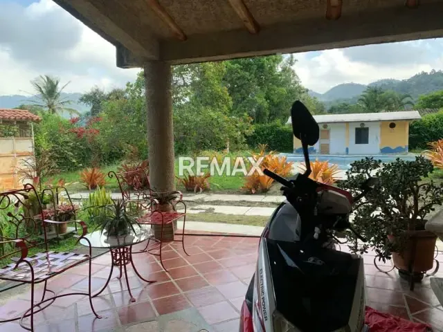 Parcela en Venta con Casa y Piscina en Aguirre Municipio Montalban Carabobo - 5