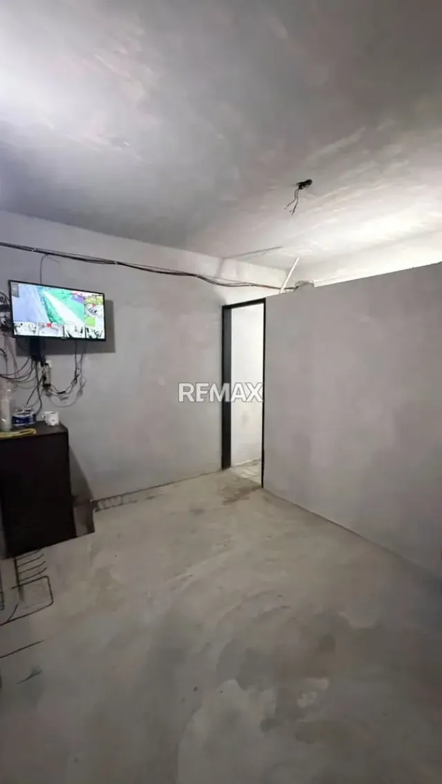 Se Alquila Galpón en Av. Cruz Peraza - 4