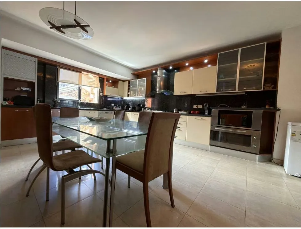 Vendo Ph 436m2 Lomas de Las Mercedes 3065 - 24