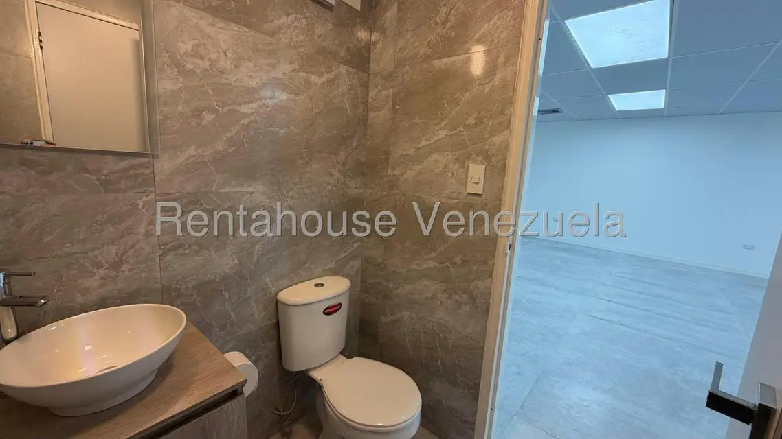 Oficina en Venta en El Rosal, Distrito Metropolitano - 10