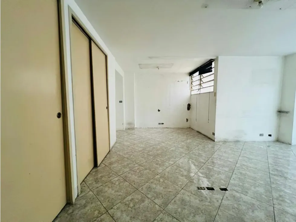 Se alquila oficina 54,87m² El Rosal