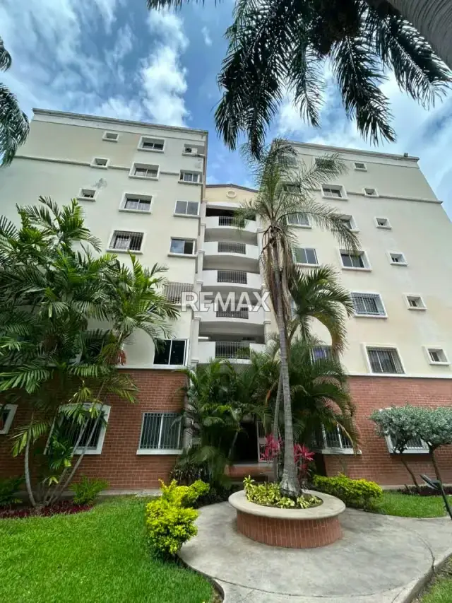 Alquiler de apartamento en el Centro Metropolitano Javier, zona oeste de Barquisimeto.