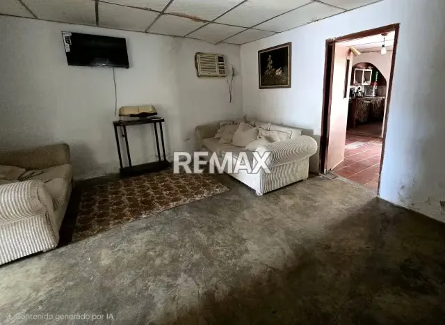Terreno con Casa en Venta Cabimas - 3