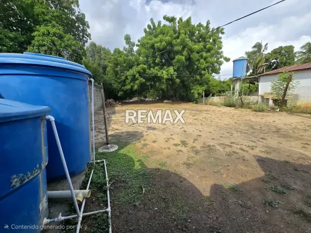 Terreno con Casa en Venta Cabimas - 8