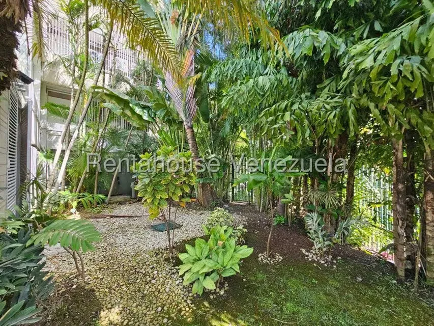 Apartamento (1 Nivel) en Alquiler en Chulavista, Distrito Metropolitano - 24