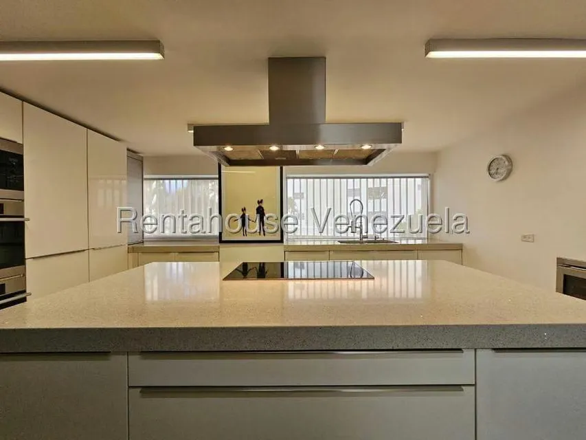 Apartamento (1 Nivel) en Alquiler en Chulavista, Distrito Metropolitano - 35