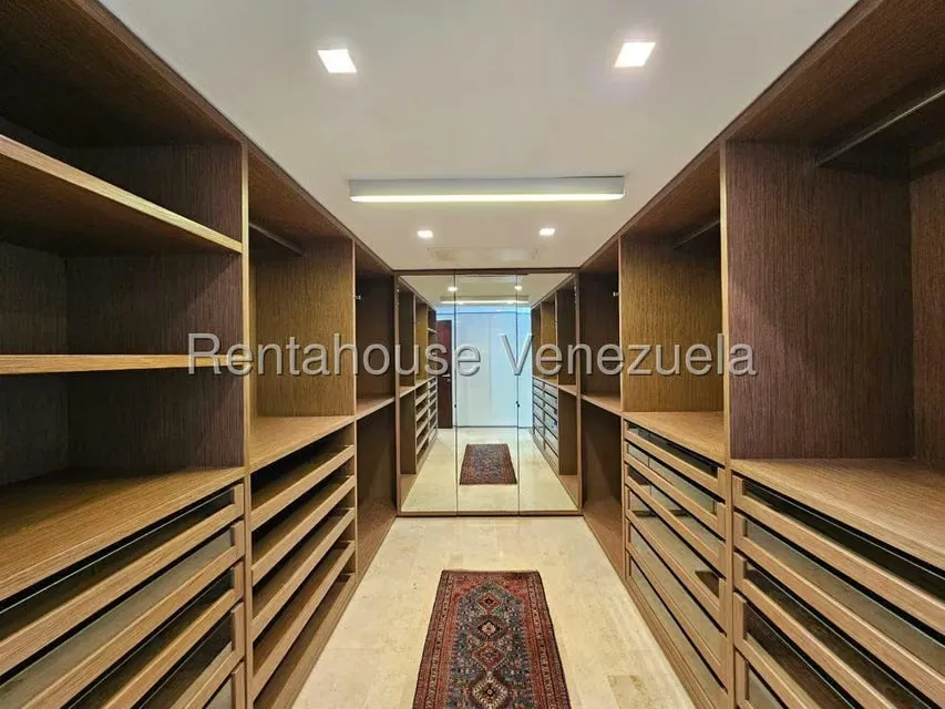 Apartamento (1 Nivel) en Alquiler en Chulavista, Distrito Metropolitano - 46