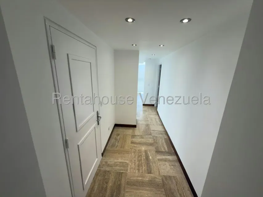 Apartamento (1 Nivel) en Venta en Lomas de Las Mercedes, Distrito Metropolitano - 11